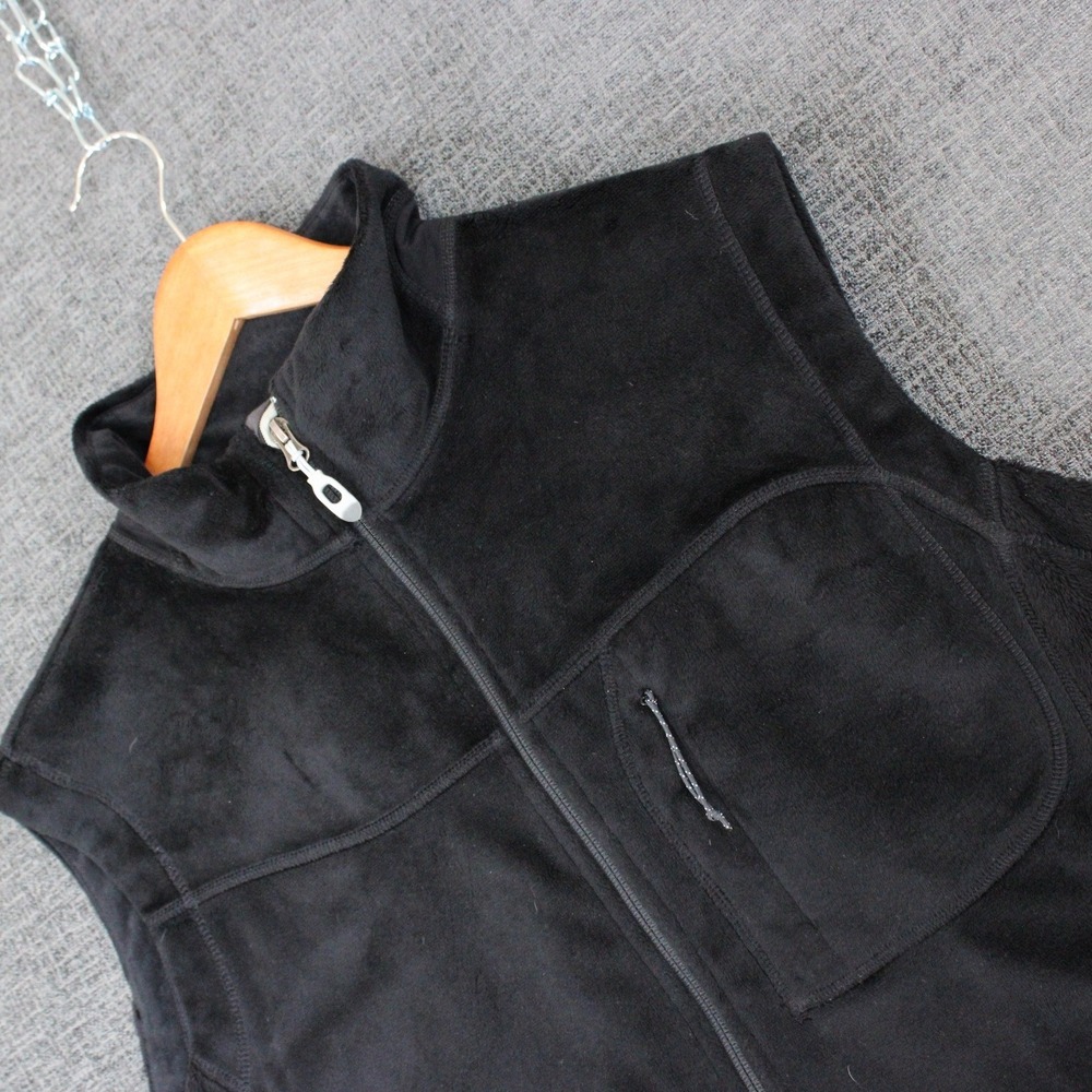 Mountain Hardwear Women's  Black Fleece Full Zip Vest